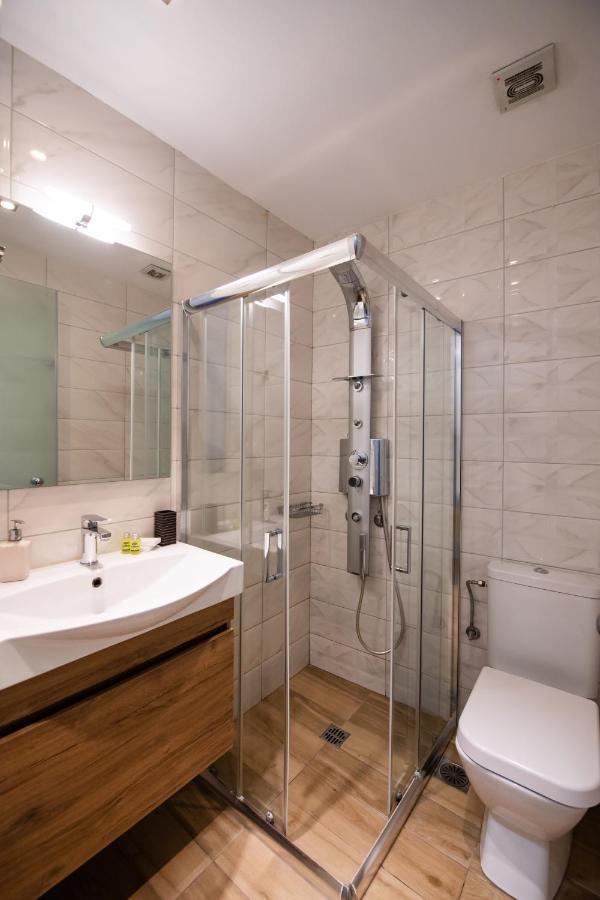 Lefkas City Apartments & Suites Lefkada City ภายนอก รูปภาพ