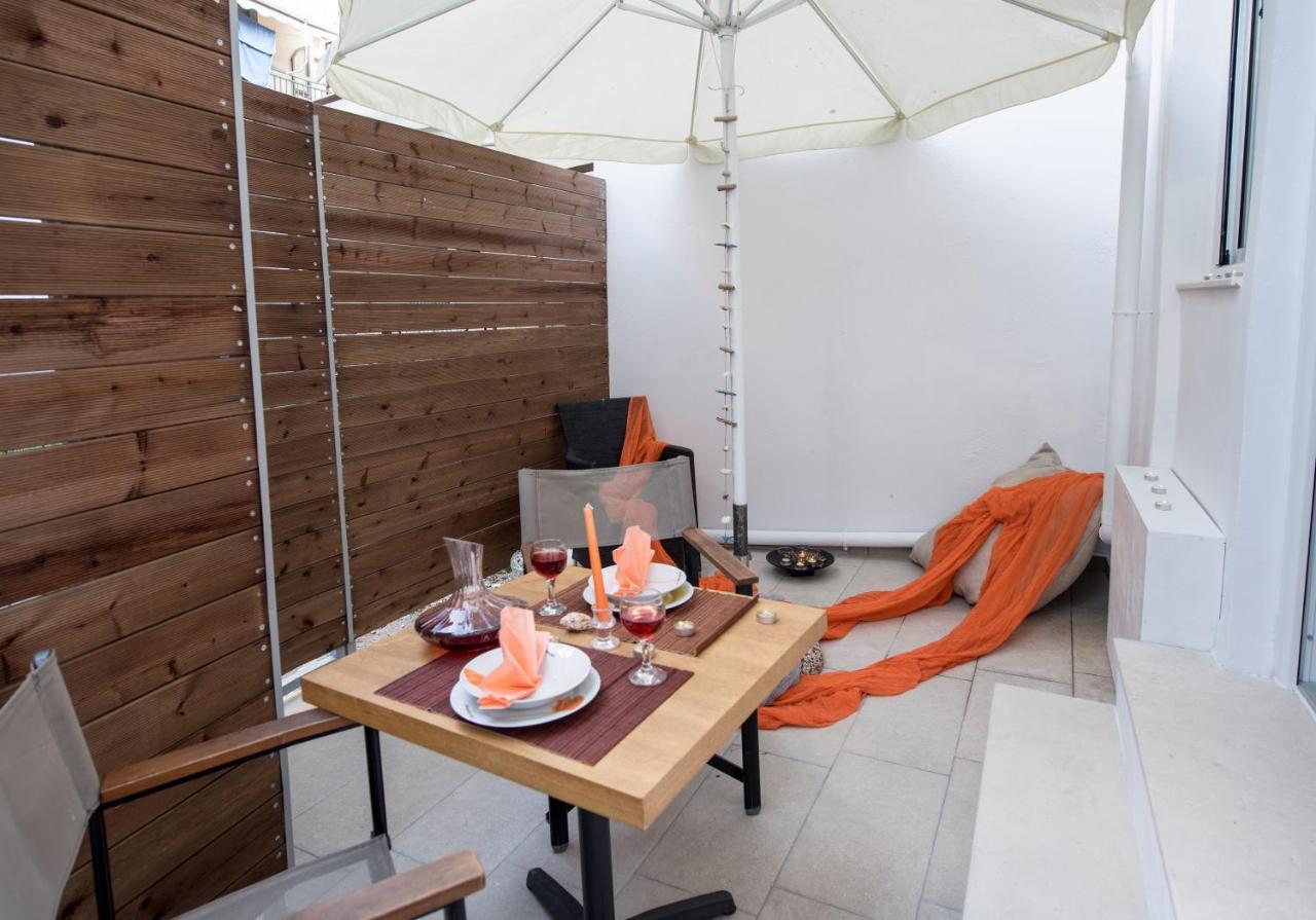 Lefkas City Apartments & Suites Lefkada City ภายนอก รูปภาพ