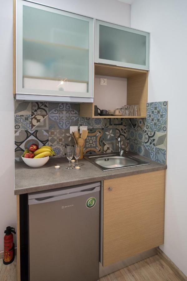 Lefkas City Apartments & Suites Lefkada City ภายนอก รูปภาพ